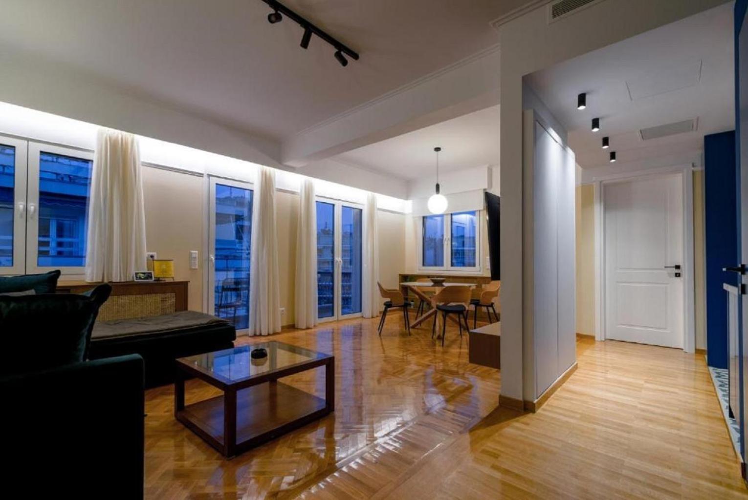 Smart And Elegant Home In The Centre Of アテネ エクステリア 写真