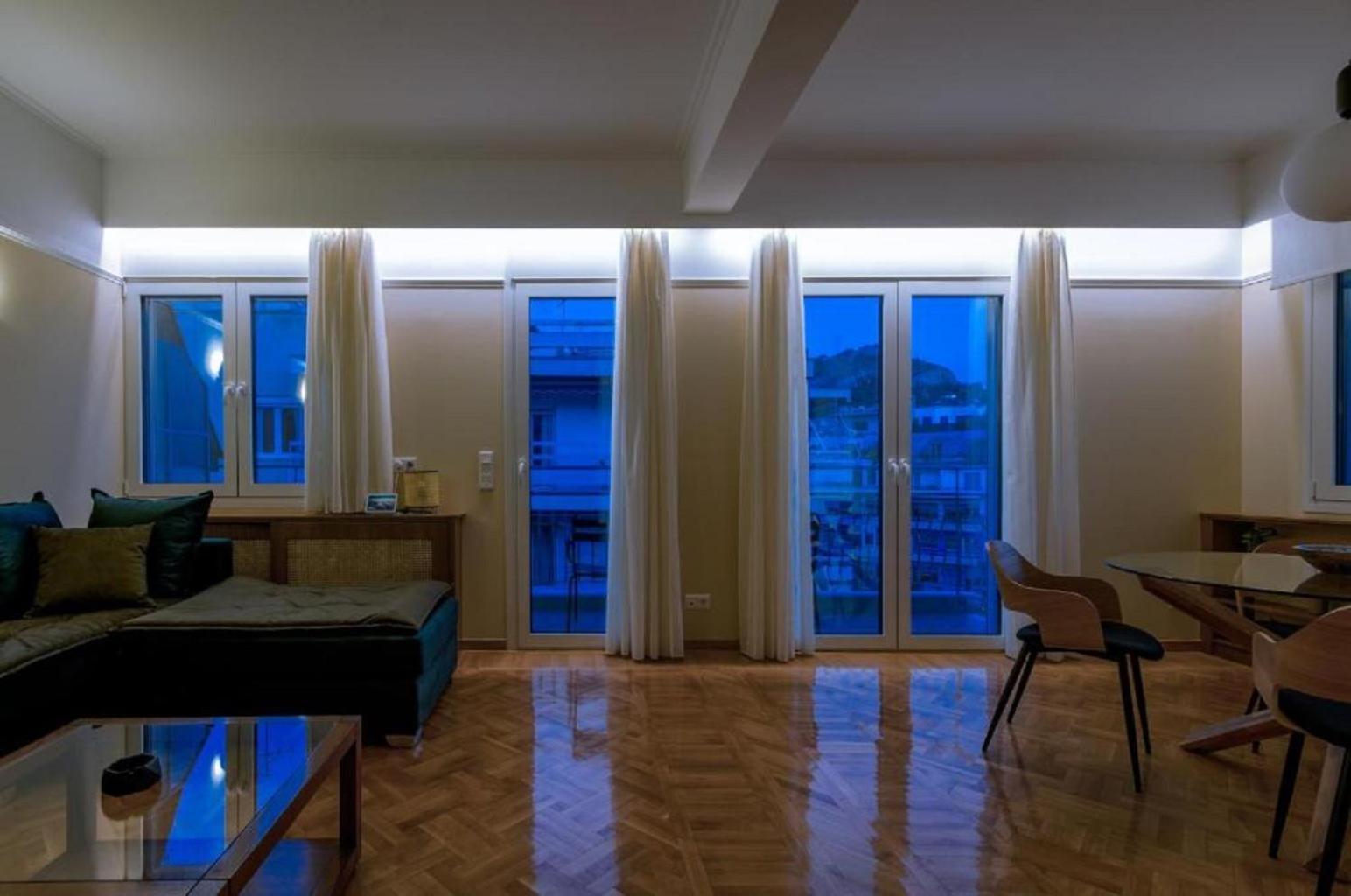 Smart And Elegant Home In The Centre Of アテネ エクステリア 写真